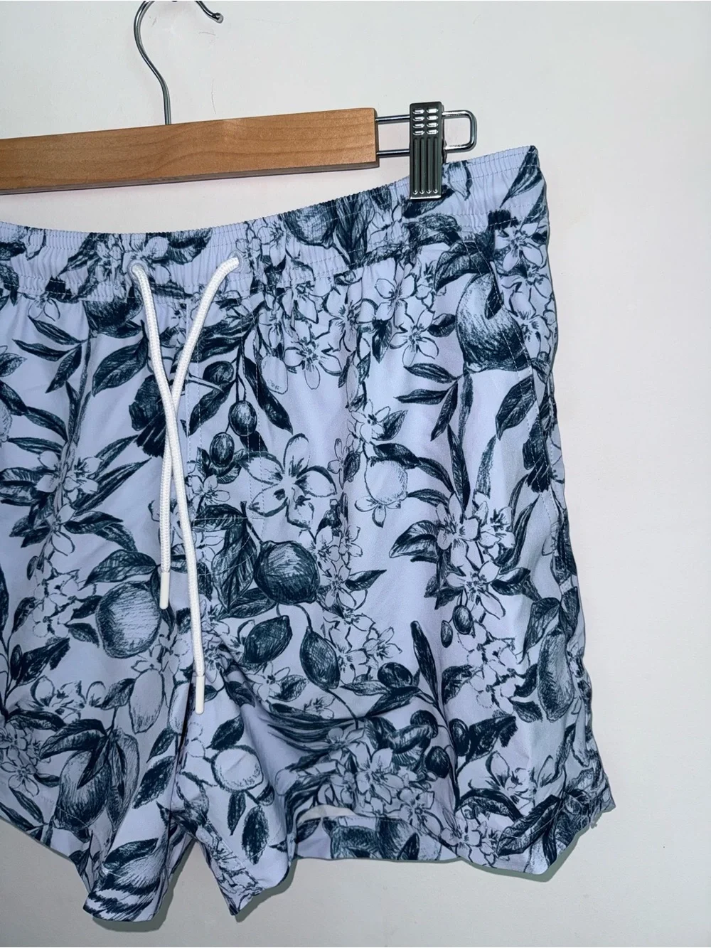 American Eagle Men’s 5” Flex Swim trunk medium